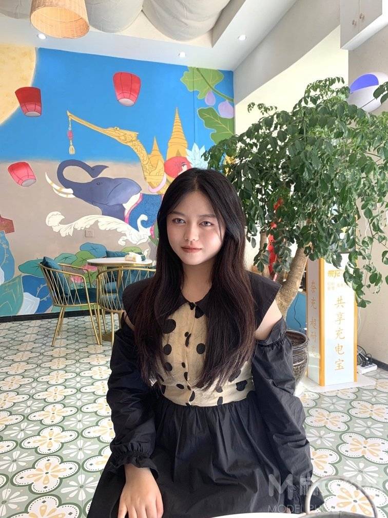 清新模特