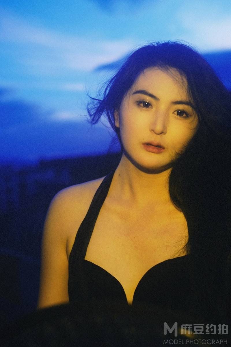 夜景模特
