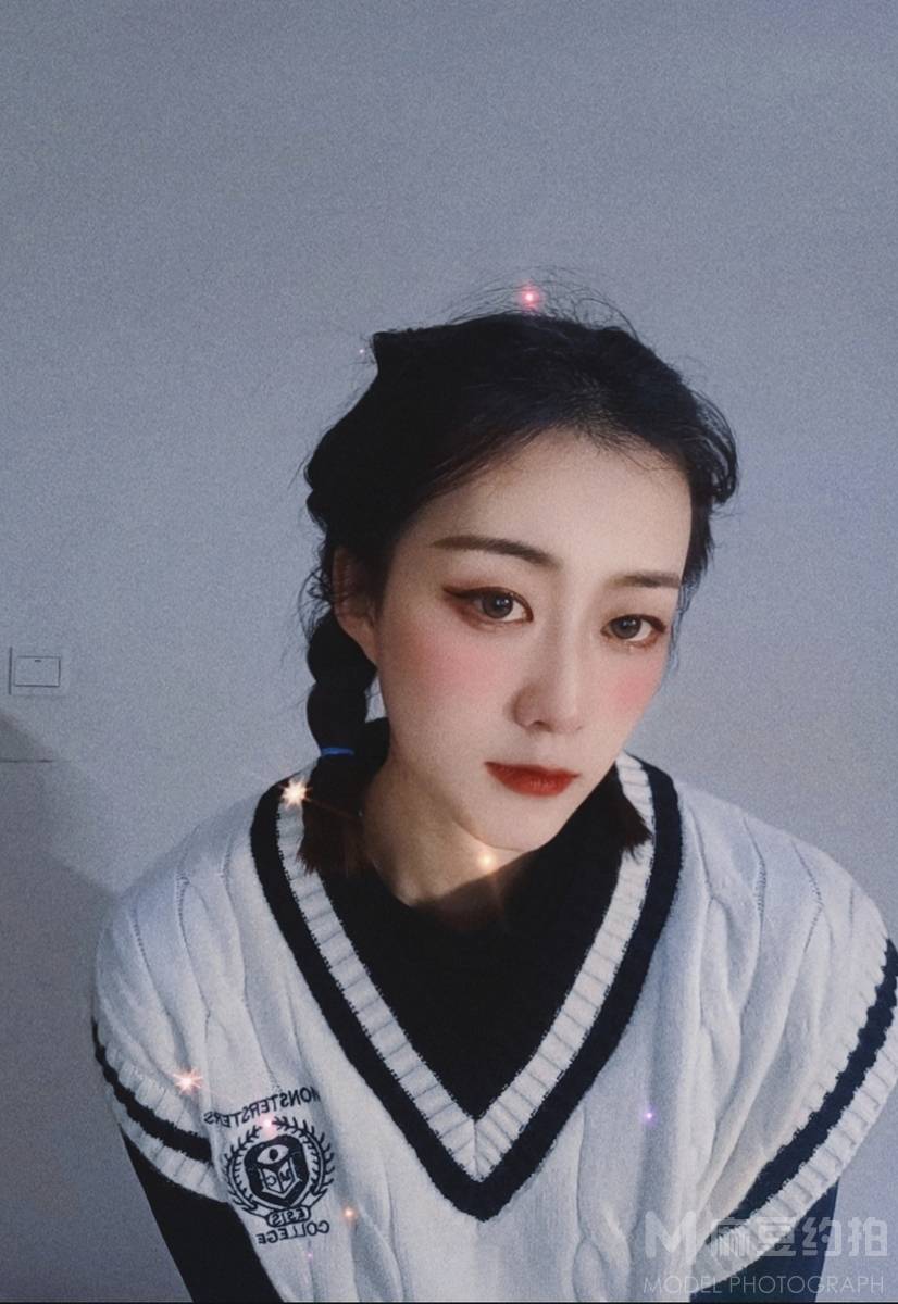 清新模特