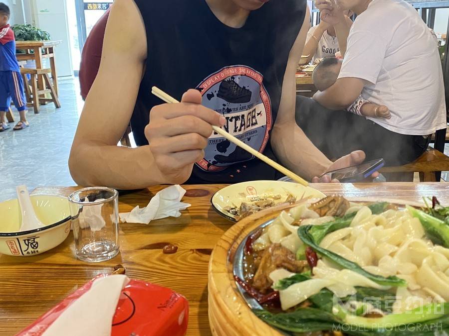 情侣模特