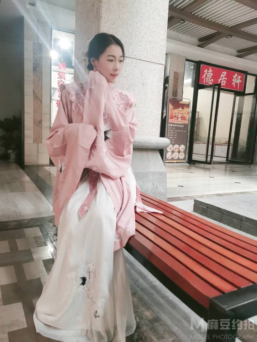 民国模特