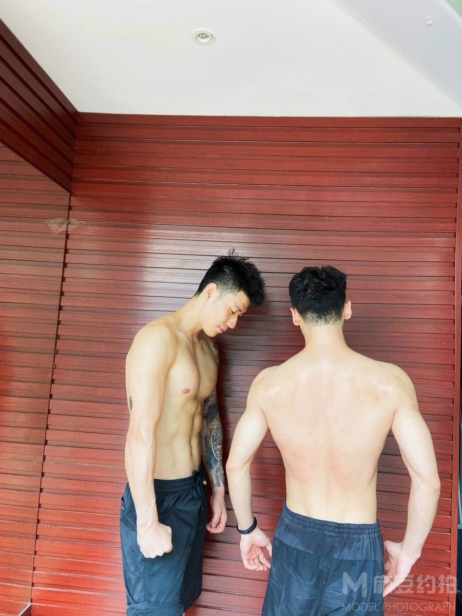纪实模特
