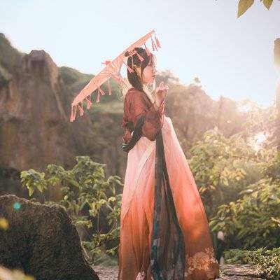 汉服模特