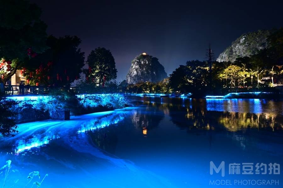 夜景模特