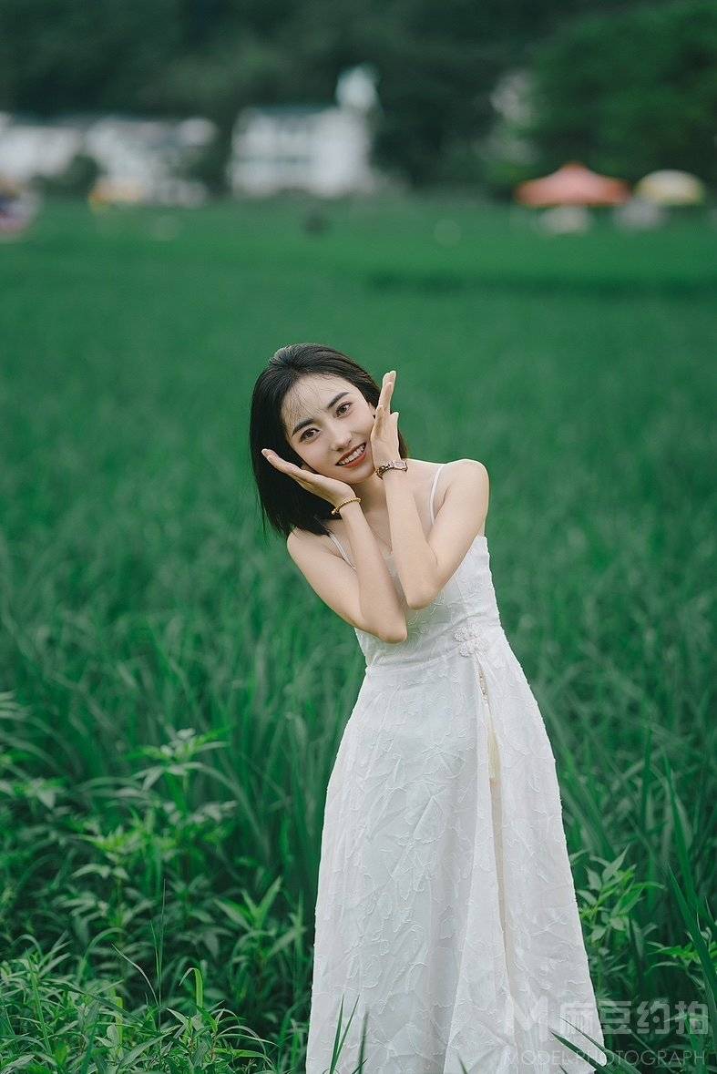 清新模特
