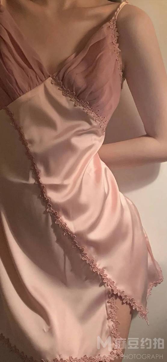 黑白模特