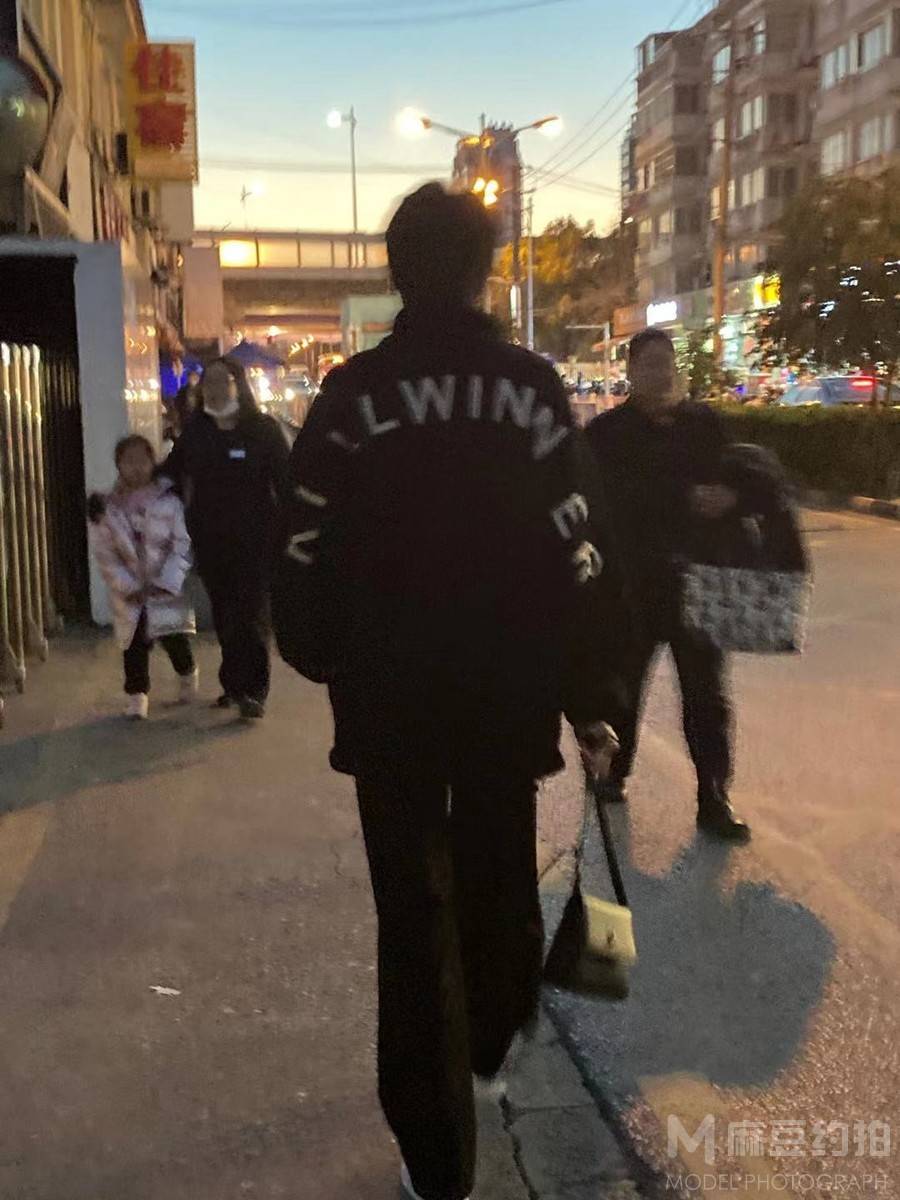 纪实模特