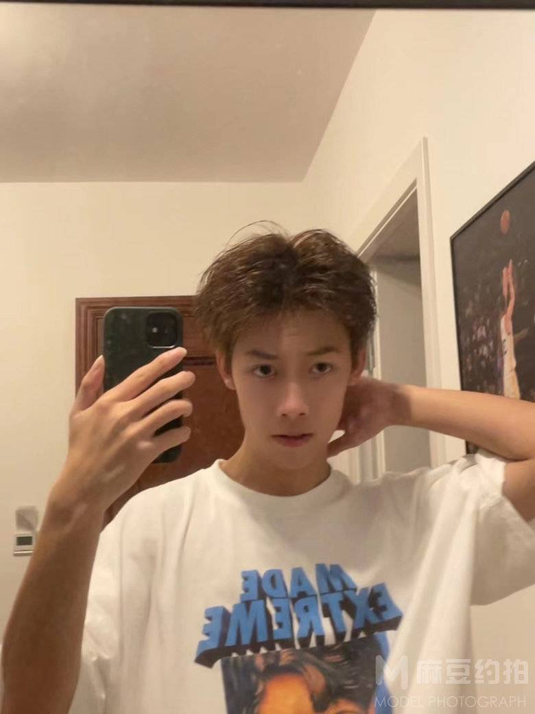 清新模特