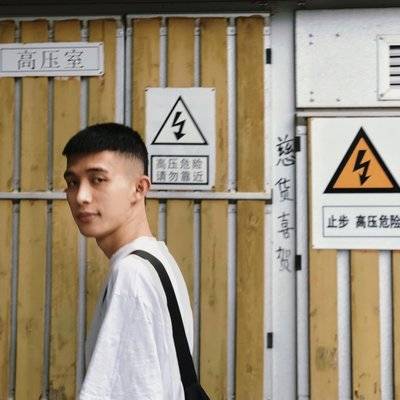 黑白模特
