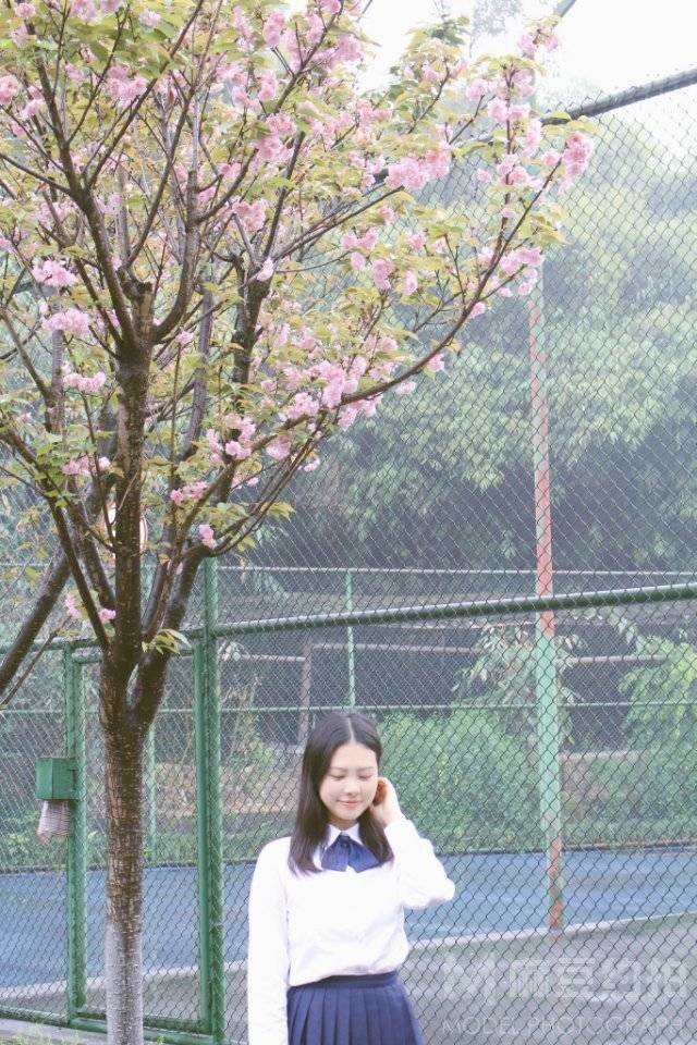 校园模特