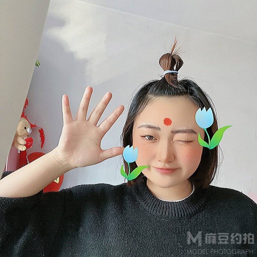 校园模特