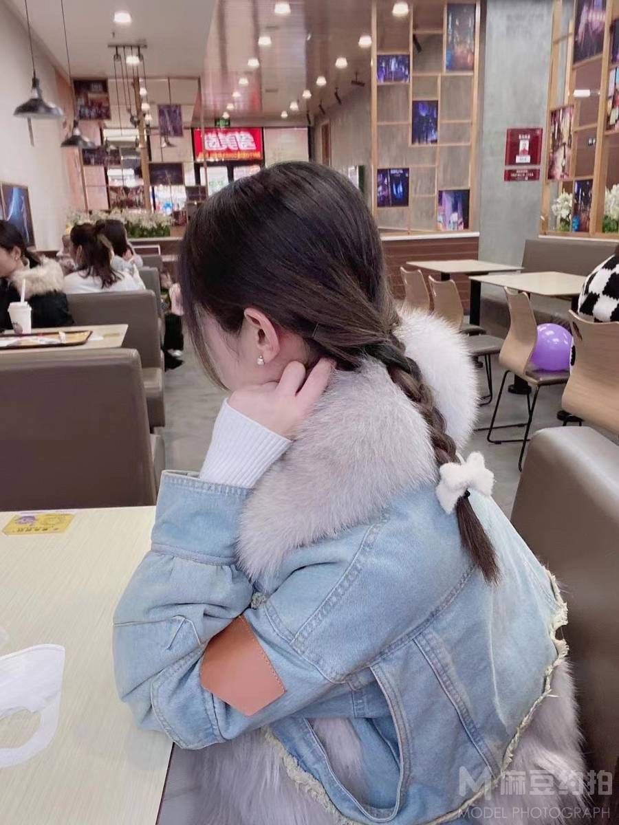 清新模特