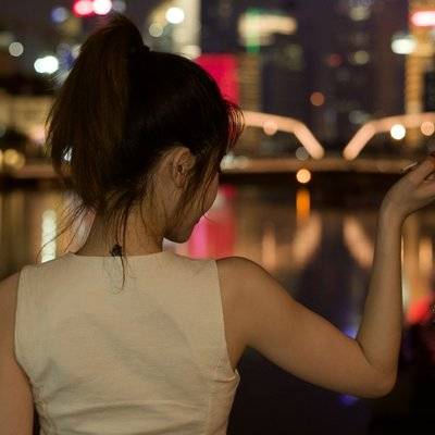 夜景模特