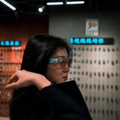 情绪模特