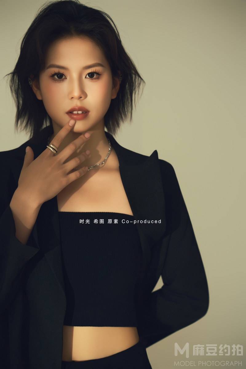 纪实模特