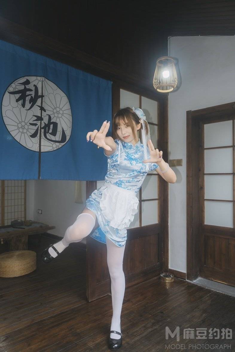黑白模特