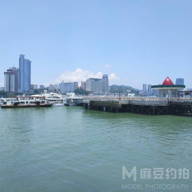胶片模特