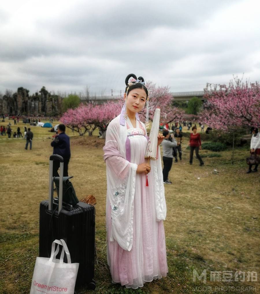 纪实模特