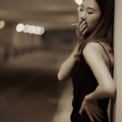 黑白模特