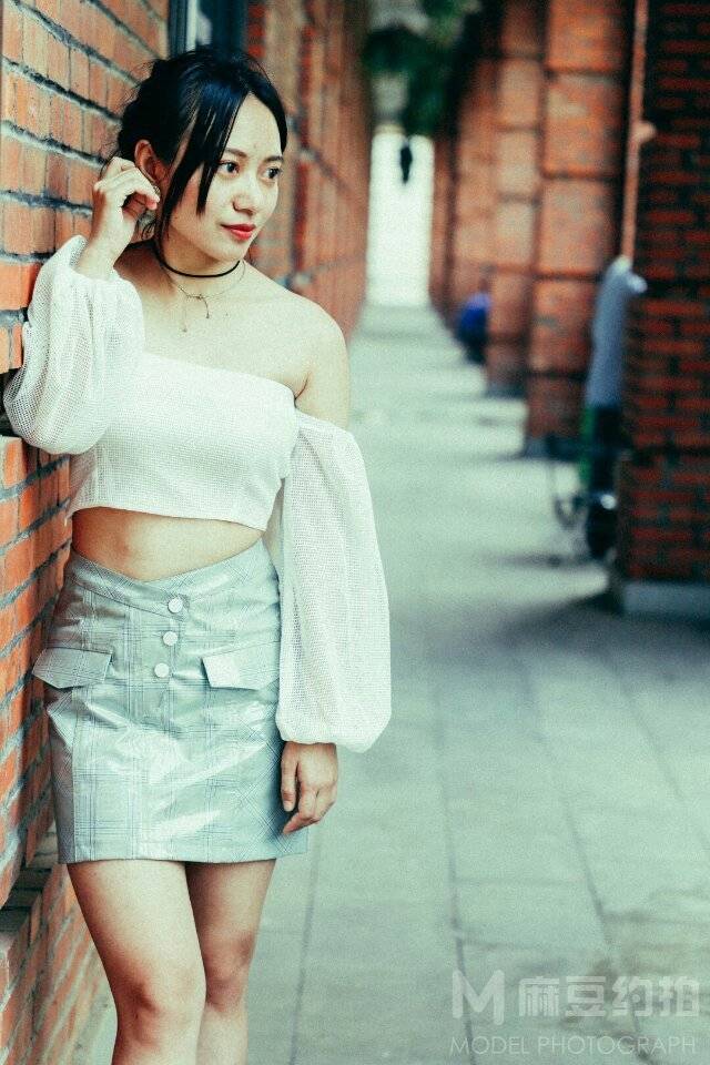 胶片模特