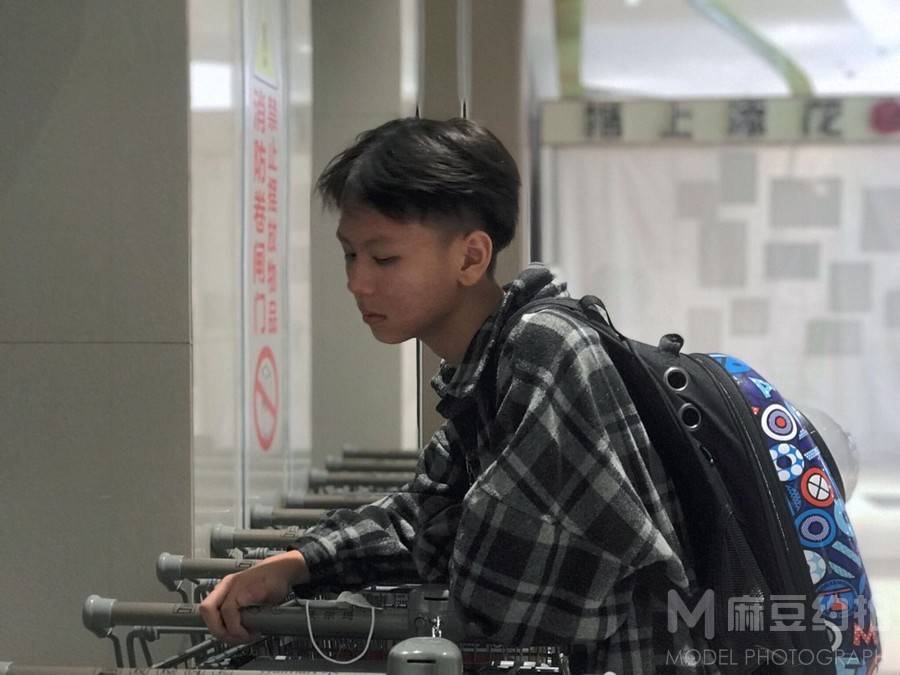 情绪模特