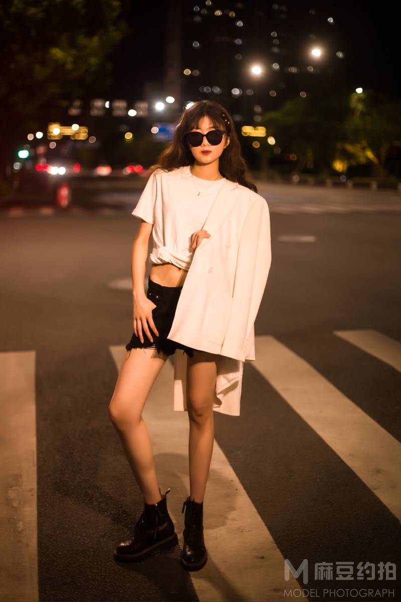 夜景模特