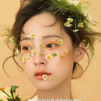 妆容模特
