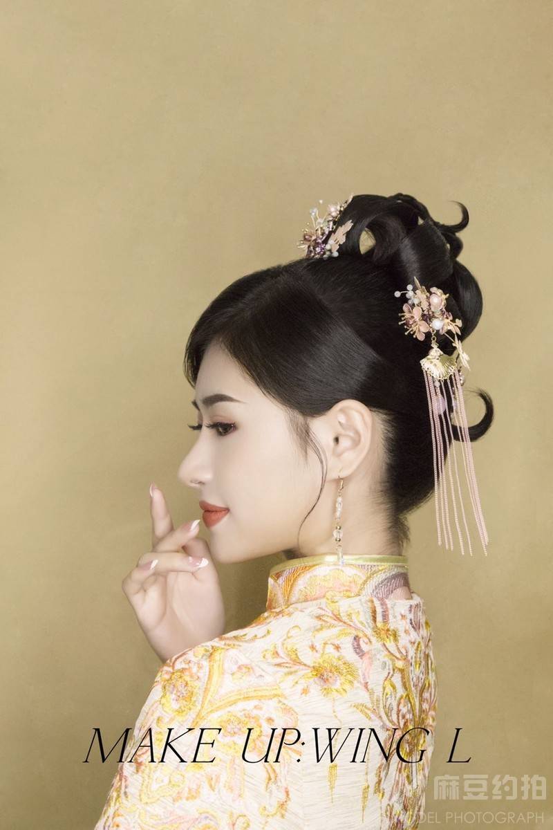 妆容模特