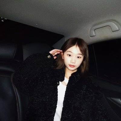 黑白模特