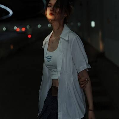 情绪模特