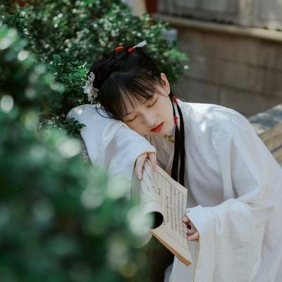 汉服模特
