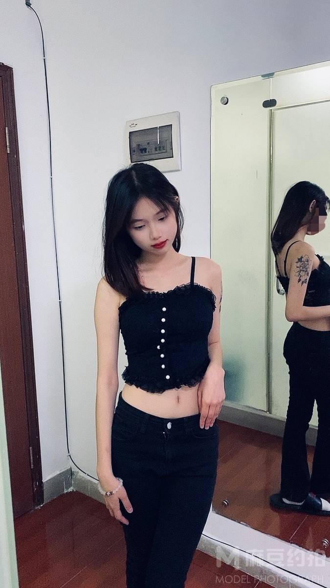 清新模特