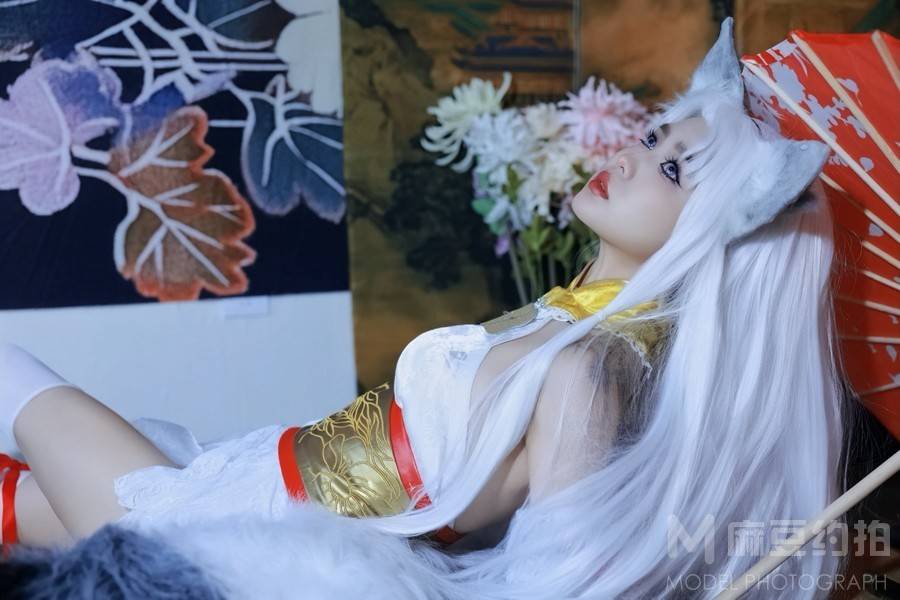 黑白模特