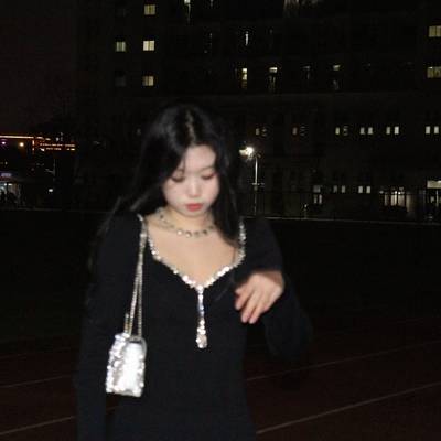 宝丽来模特
