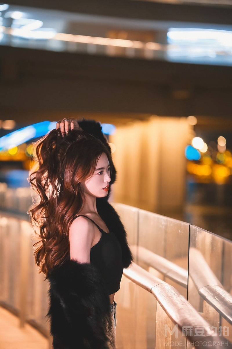 夜景模特