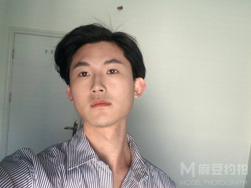 纪实模特