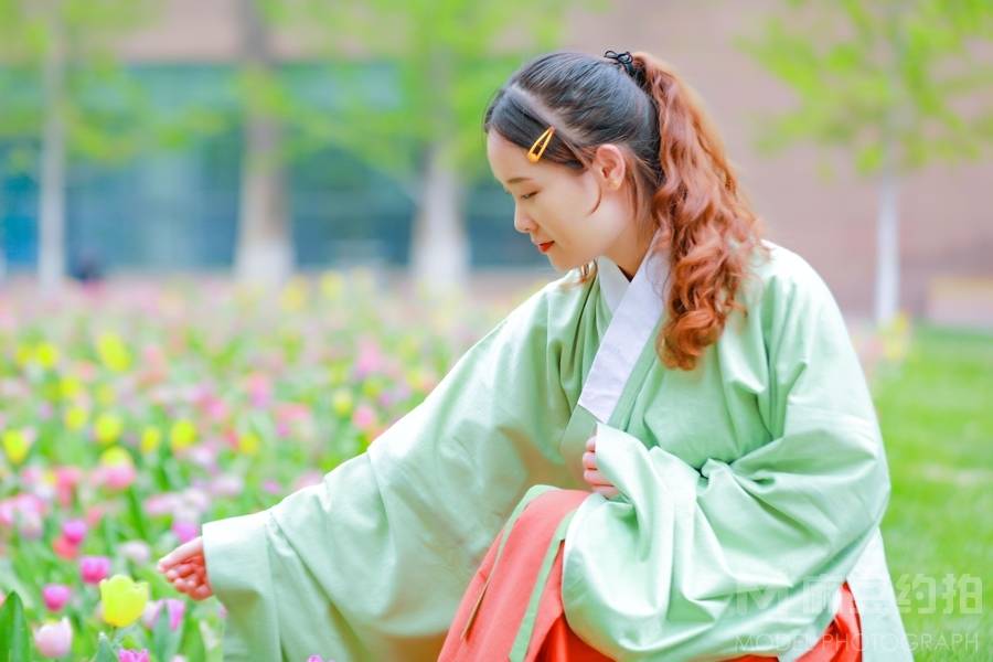 汉服模特