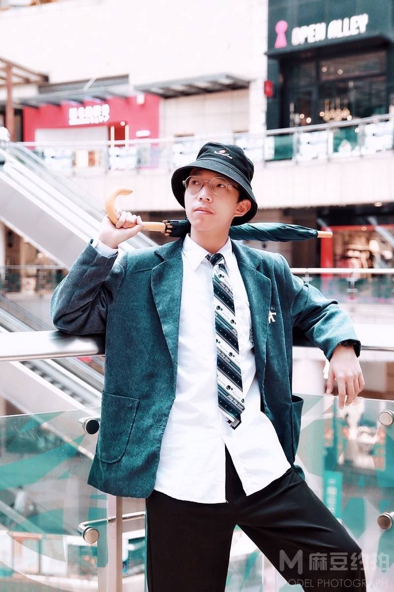 清新模特