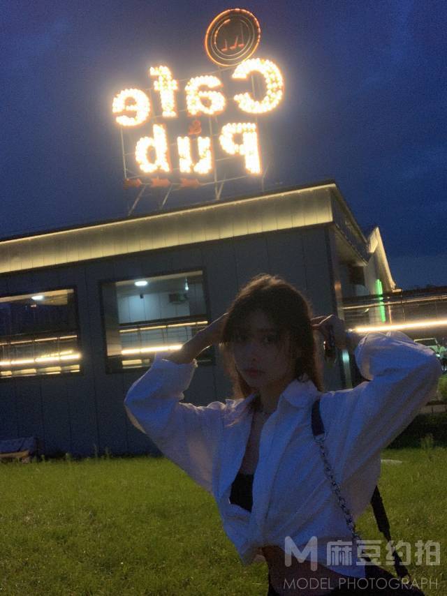 情侣模特