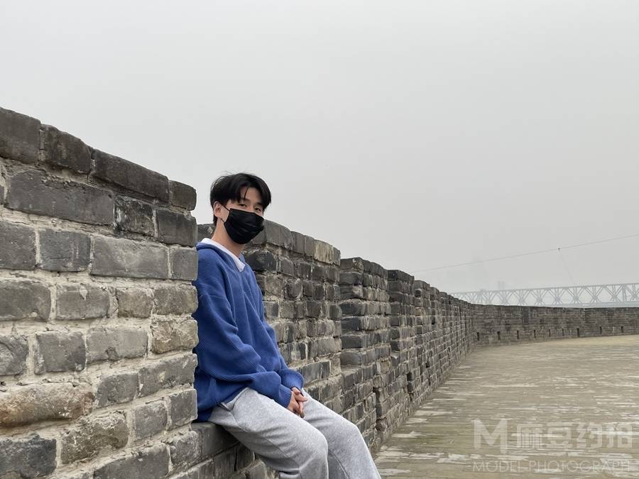 黑白模特