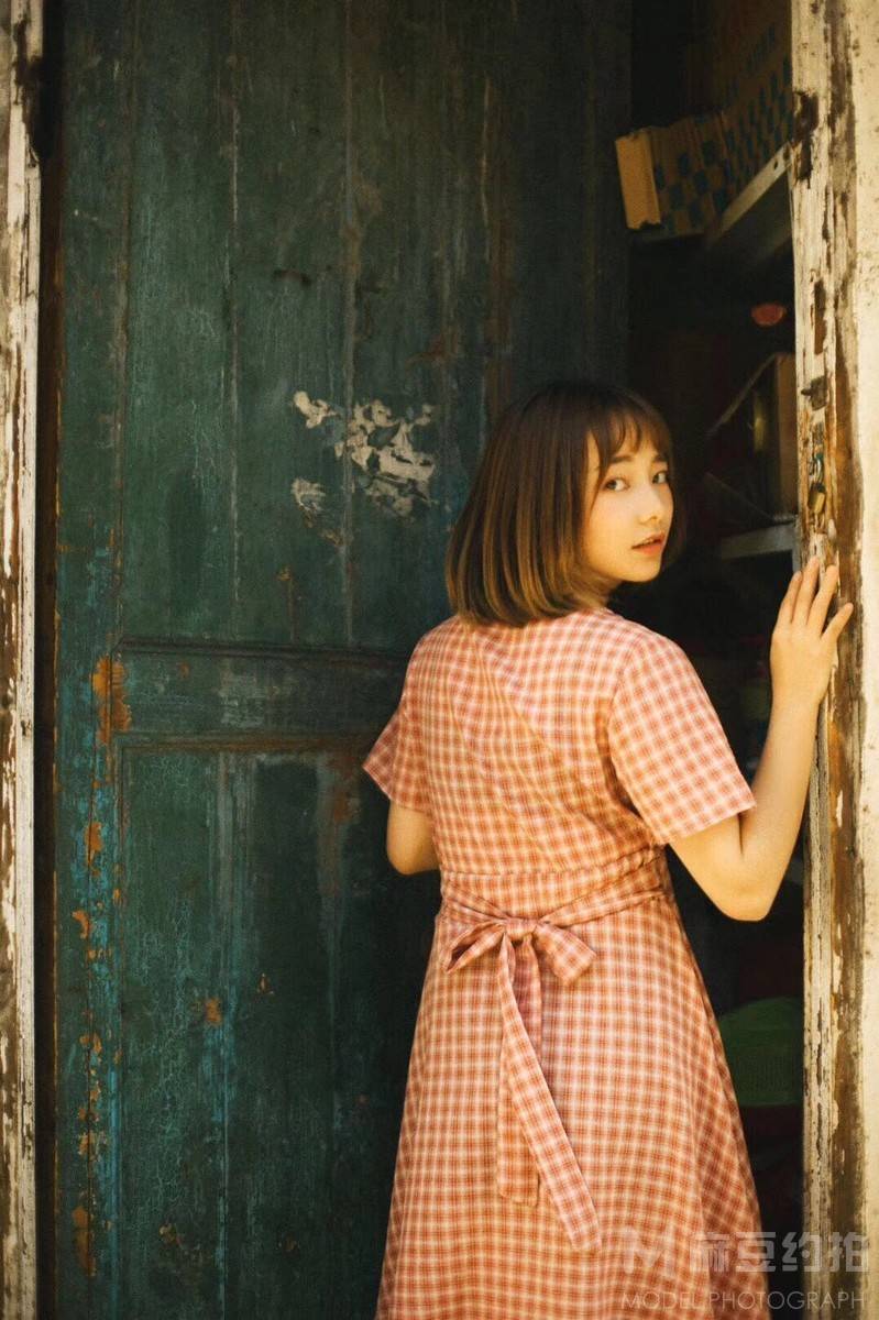 胶片模特