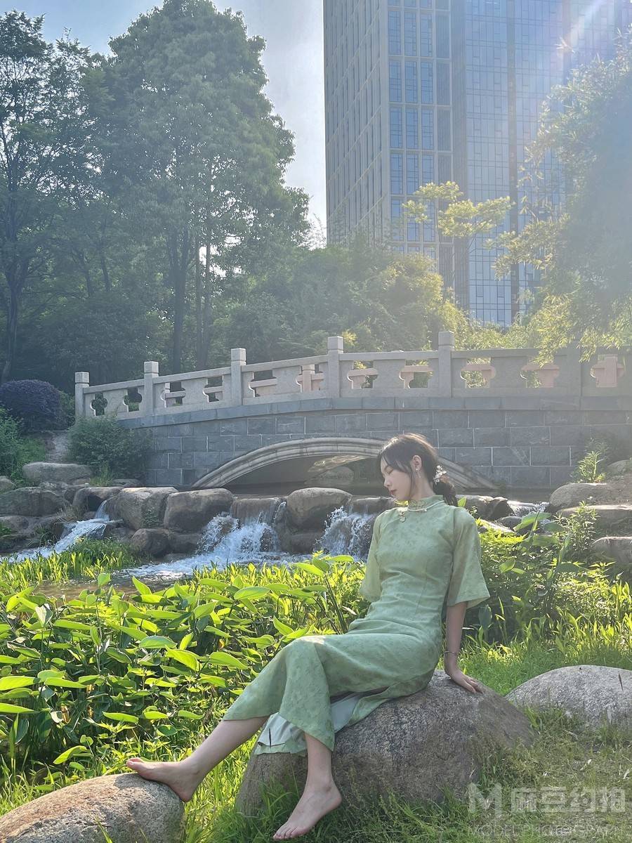 妆容模特