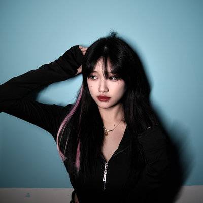 黑白模特