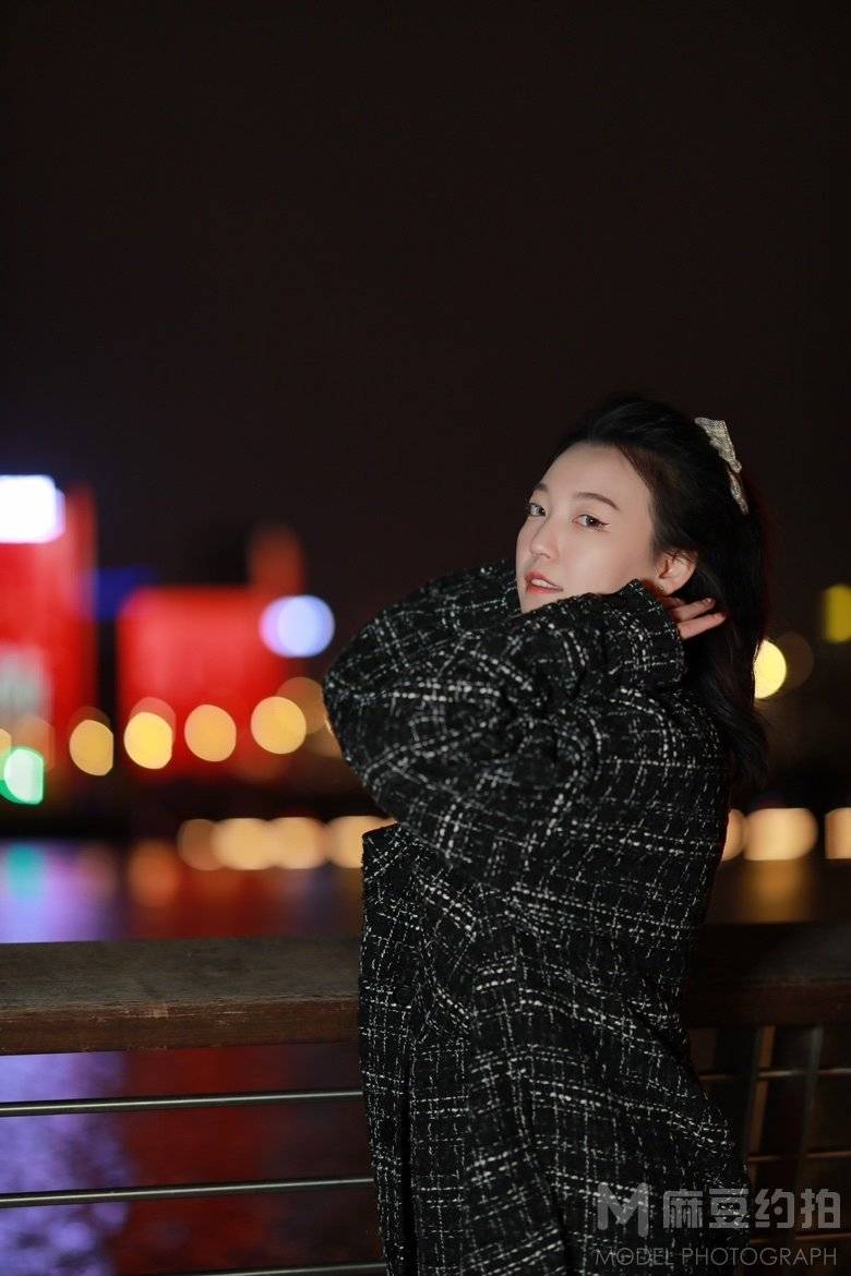 夜景模特