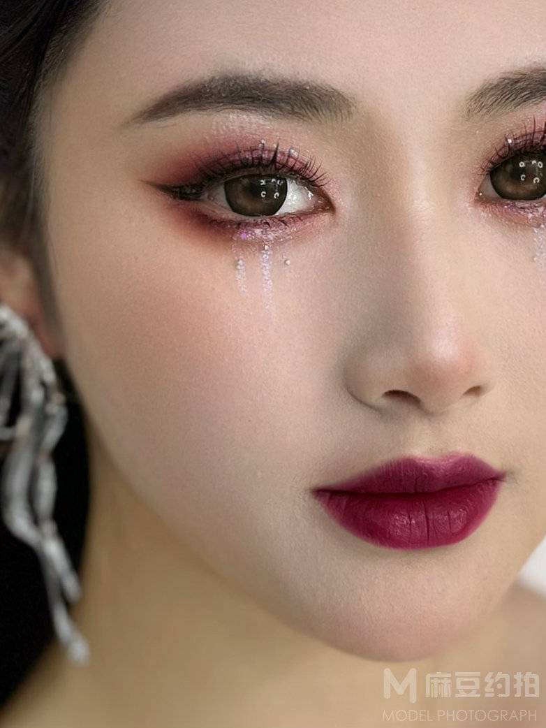 妆容模特