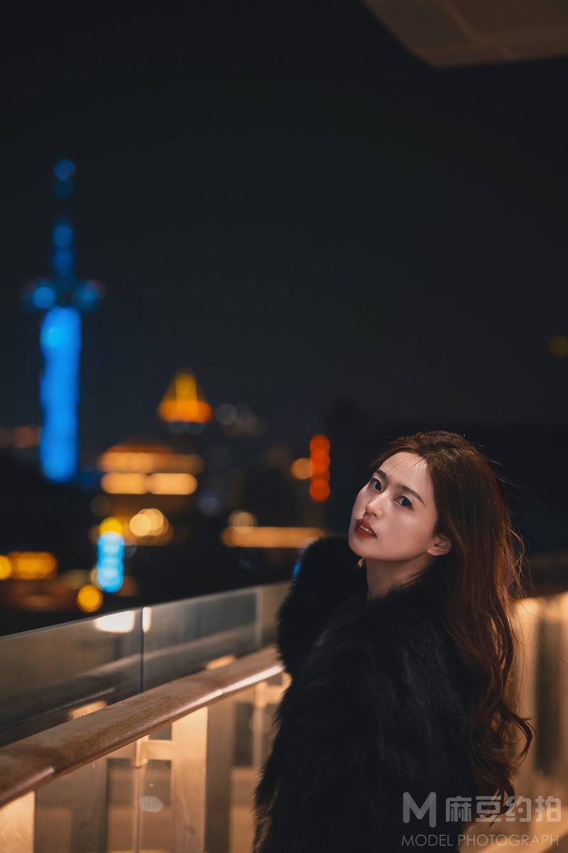 夜景模特