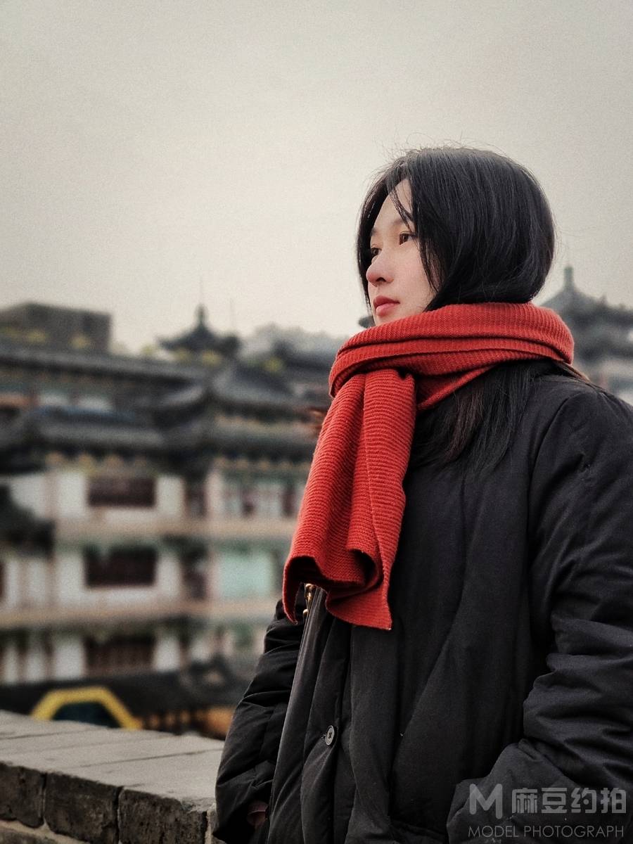 情绪模特