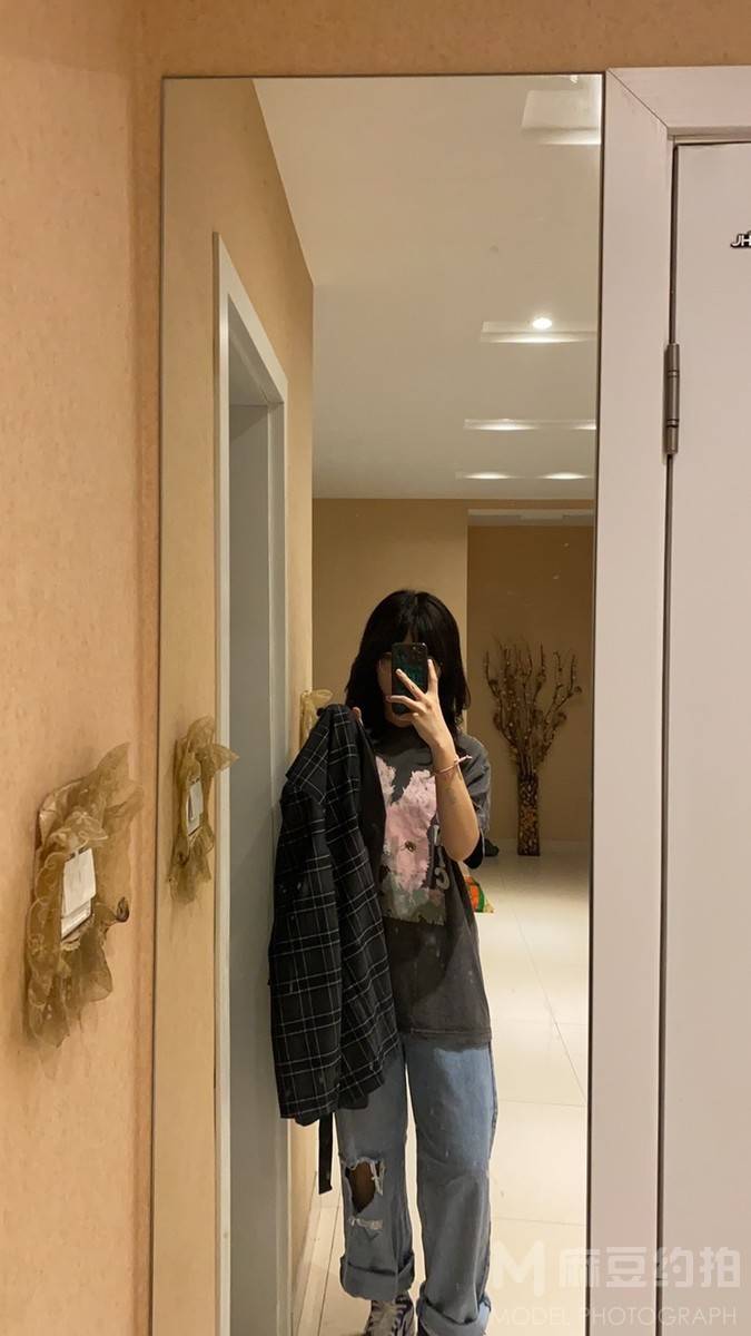 胶片模特
