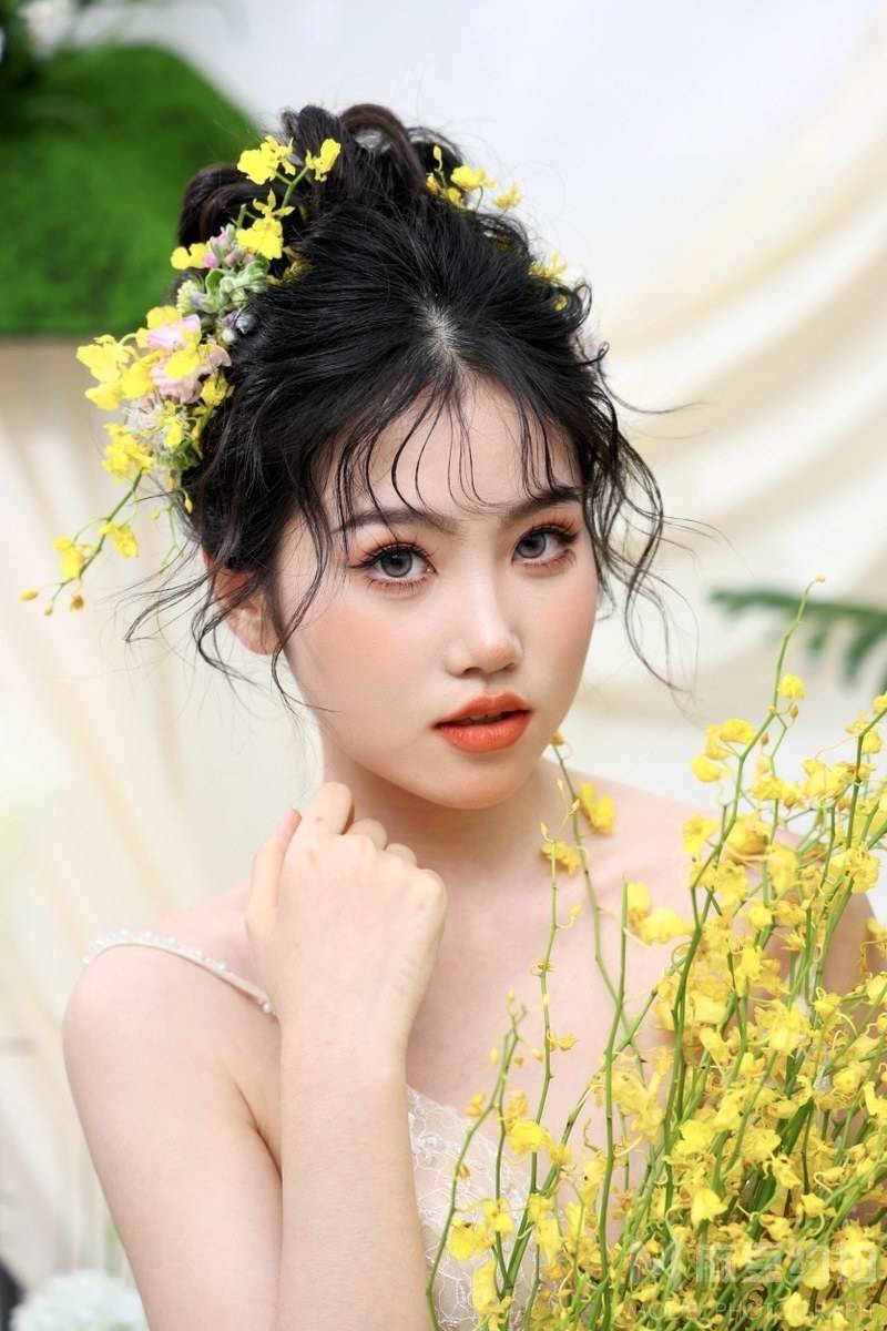 妆容模特