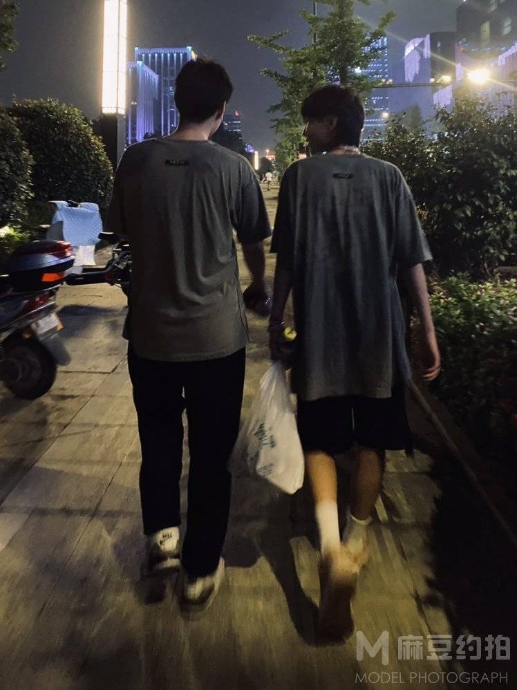 情侣模特